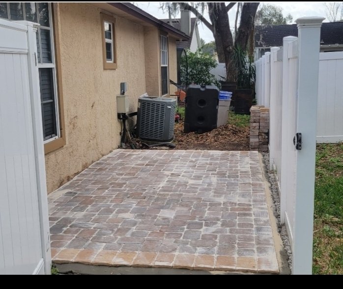 Kimber Landscapes patio and paver project photograph 5